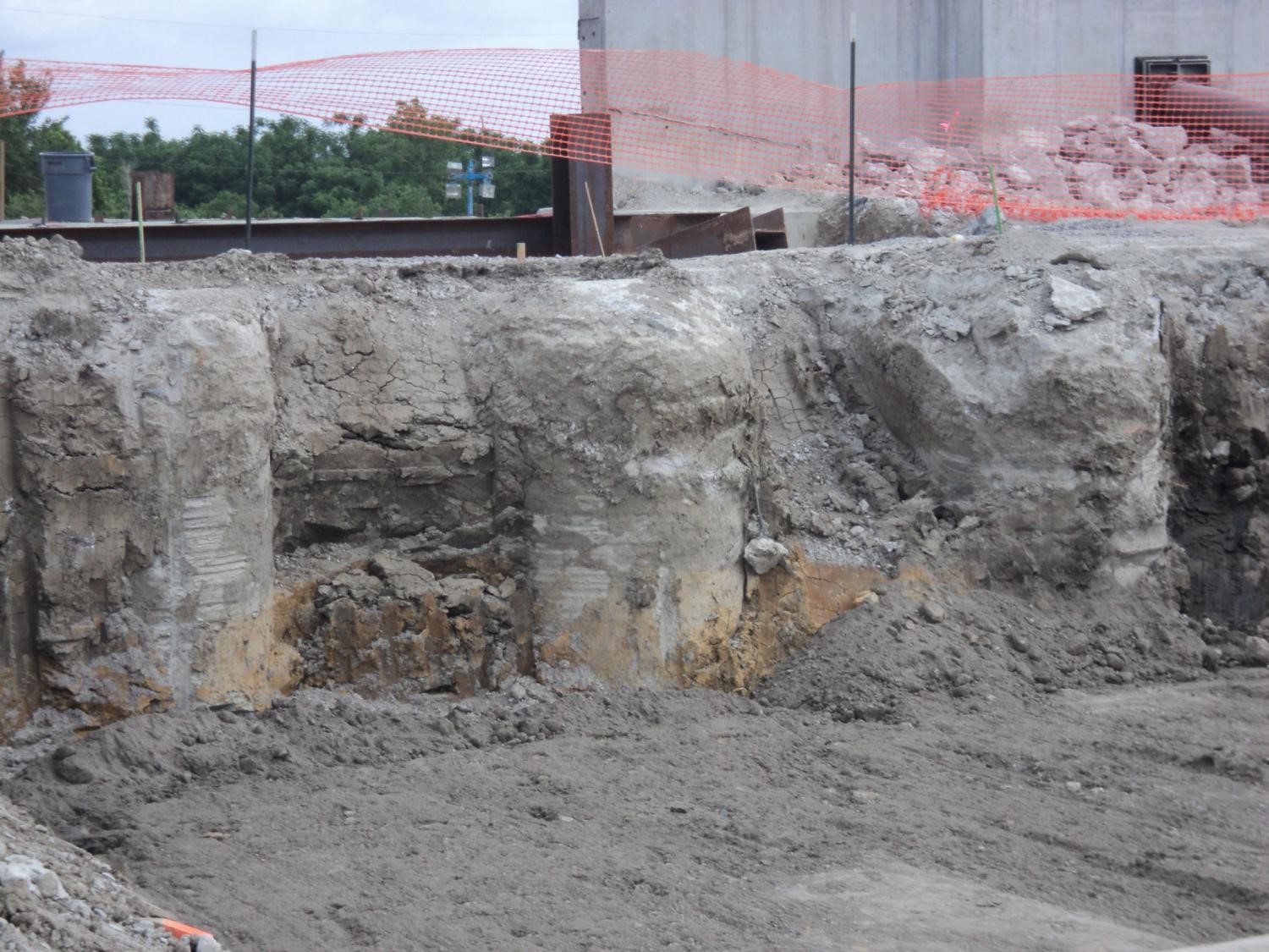 Exposed sides of deep mixing columns. (Courtesy of George Filz). Exposed sides of deep mixing columns. (Courtesy of George Filz).