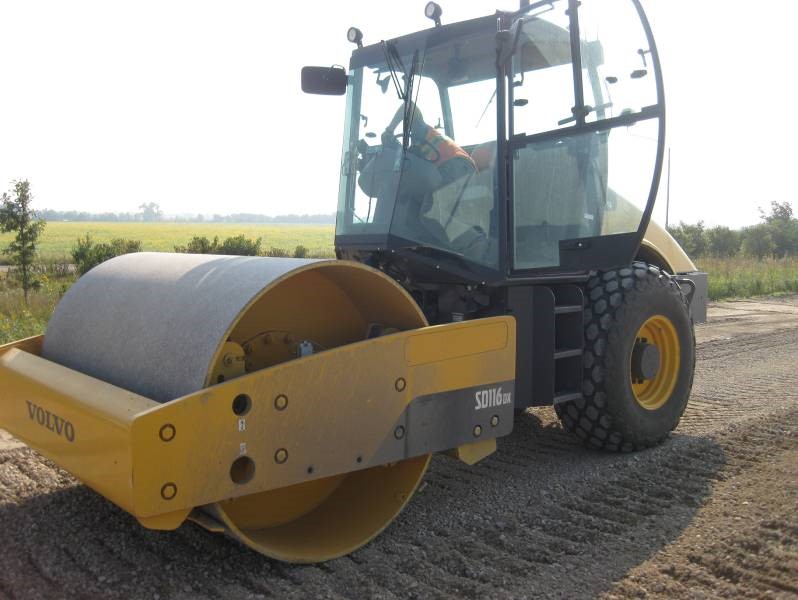Volvo smooth drum roller equipped with CMV measurement technology. (Courtesy of David White and Pavana Vennapusa of Iowa State University.)
