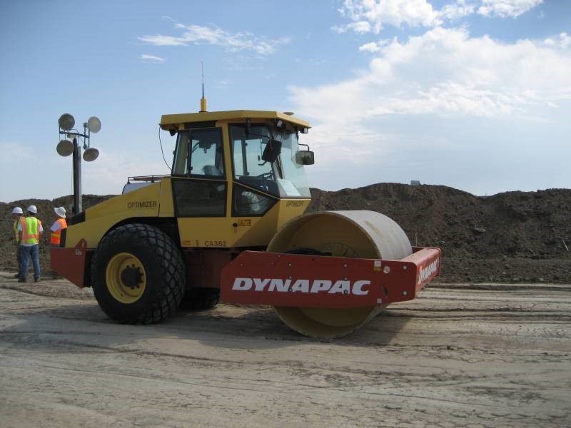 Dynapac smooth drum roller equipped with CMV measurement technology. (Courtesy of David White and Pavana Vennapusa of Iowa State University.)
