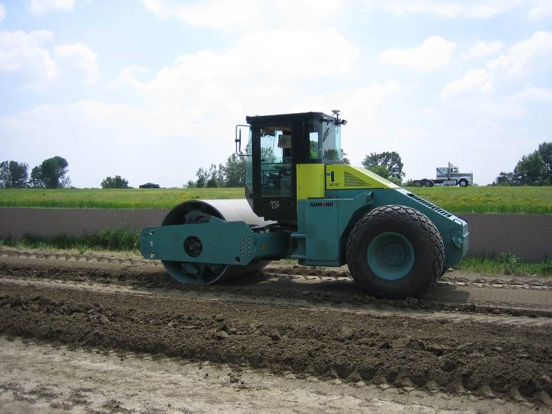 Ammann smooth drum roller equipped with roller-integrated ks measurement technology. (Courtesy of David White and Pavana Vennapusa of Iowa State University.)