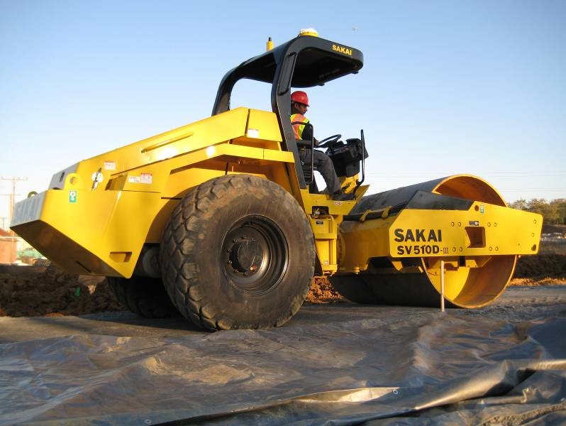 Sakai smooth drum roller equipped with CCV measurement technology. (Courtesy of David White and Pavana Vennapusa of Iowa State University.)