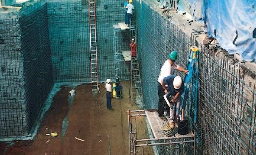 Screw-in soil nail wall face before shotcrete. Courtesy of Chance Civil Construction.