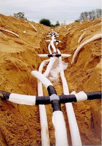 Horizontal drain connection. Horizontal drain connection.